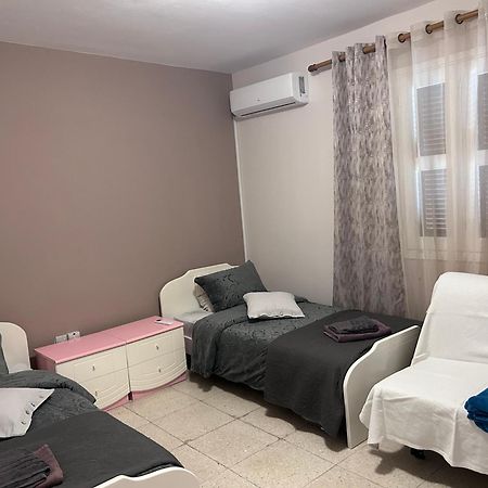 Ptolemaidos Cosy Family Apartment Λάρνακα Εξωτερικό φωτογραφία